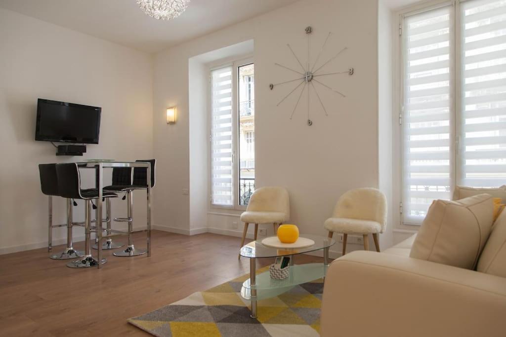 #28 1 Bdr Flat Ac Balcony Hper Central 10Mins To Beach & Old Town Ница Екстериор снимка